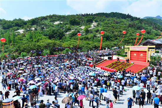 沂蒙山银座天蒙旅游区盛大开园