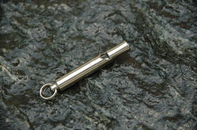 Ti-font-b-Titanium-b-font-Whistle-Camping-Survival-Whistle-Mini-EDC-Whistle-Gear-Tool-font